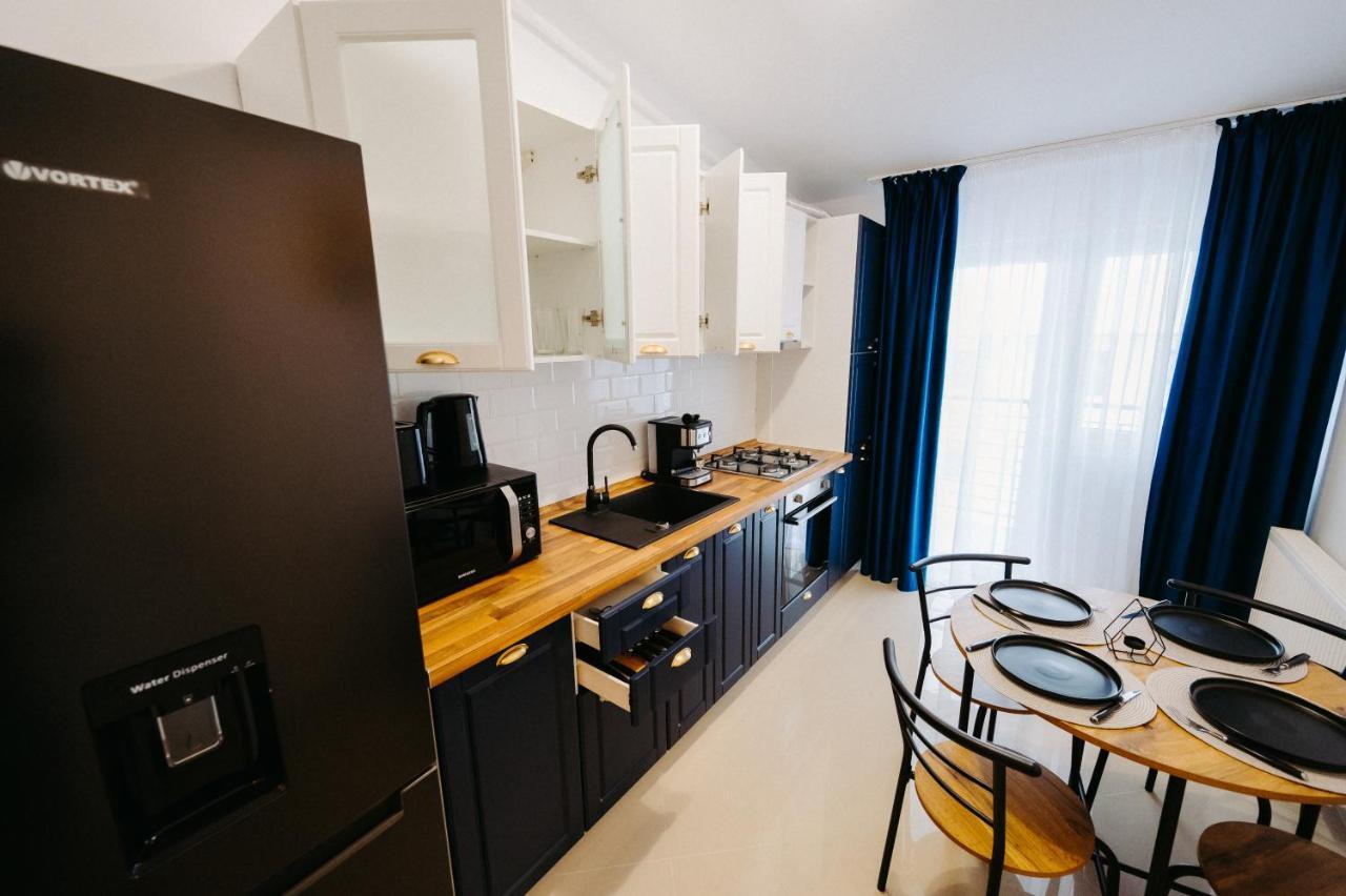 Modern Loft One Apartment Suceava Exterior photo